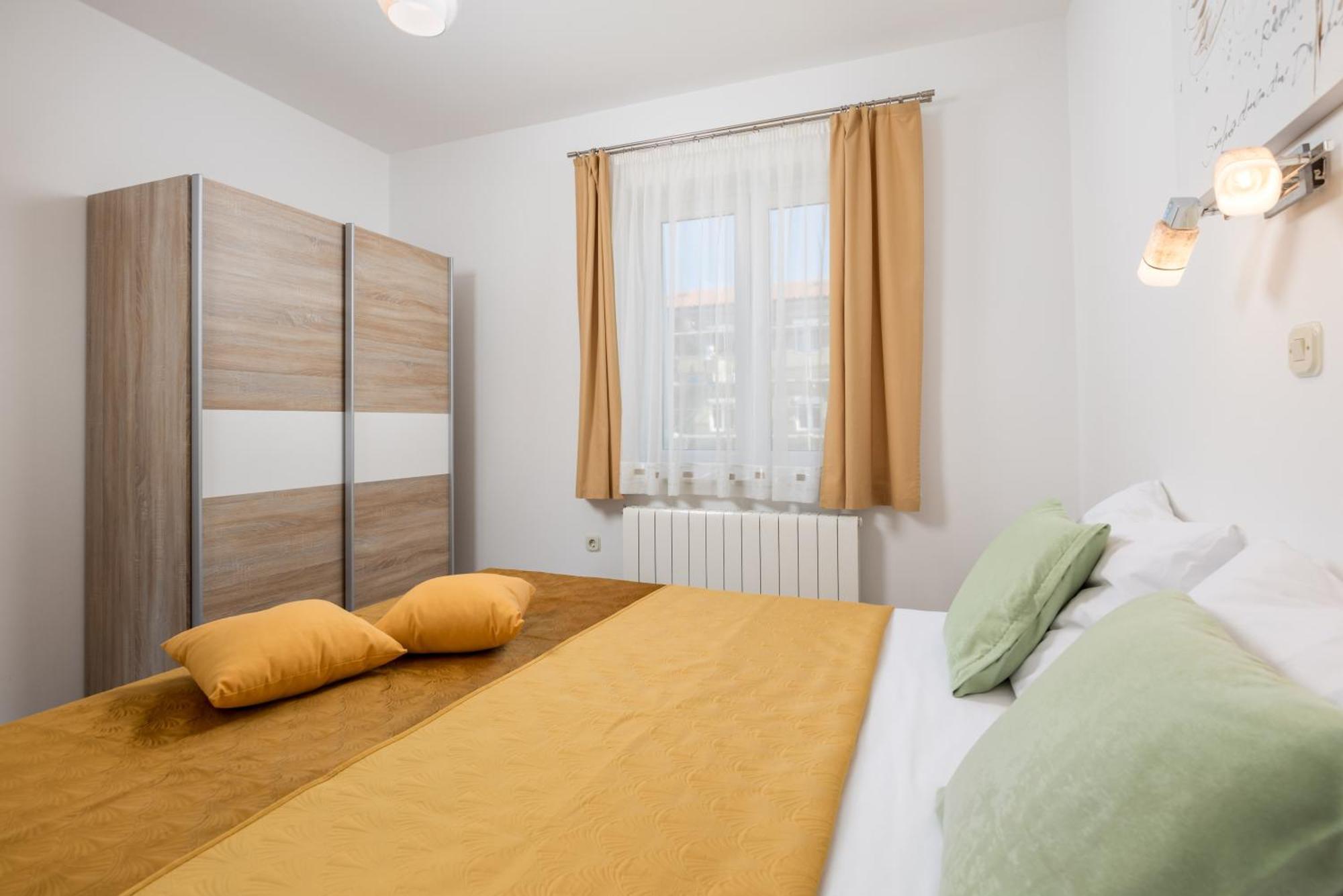 Apartments Kovacic Кральевица Экстерьер фото