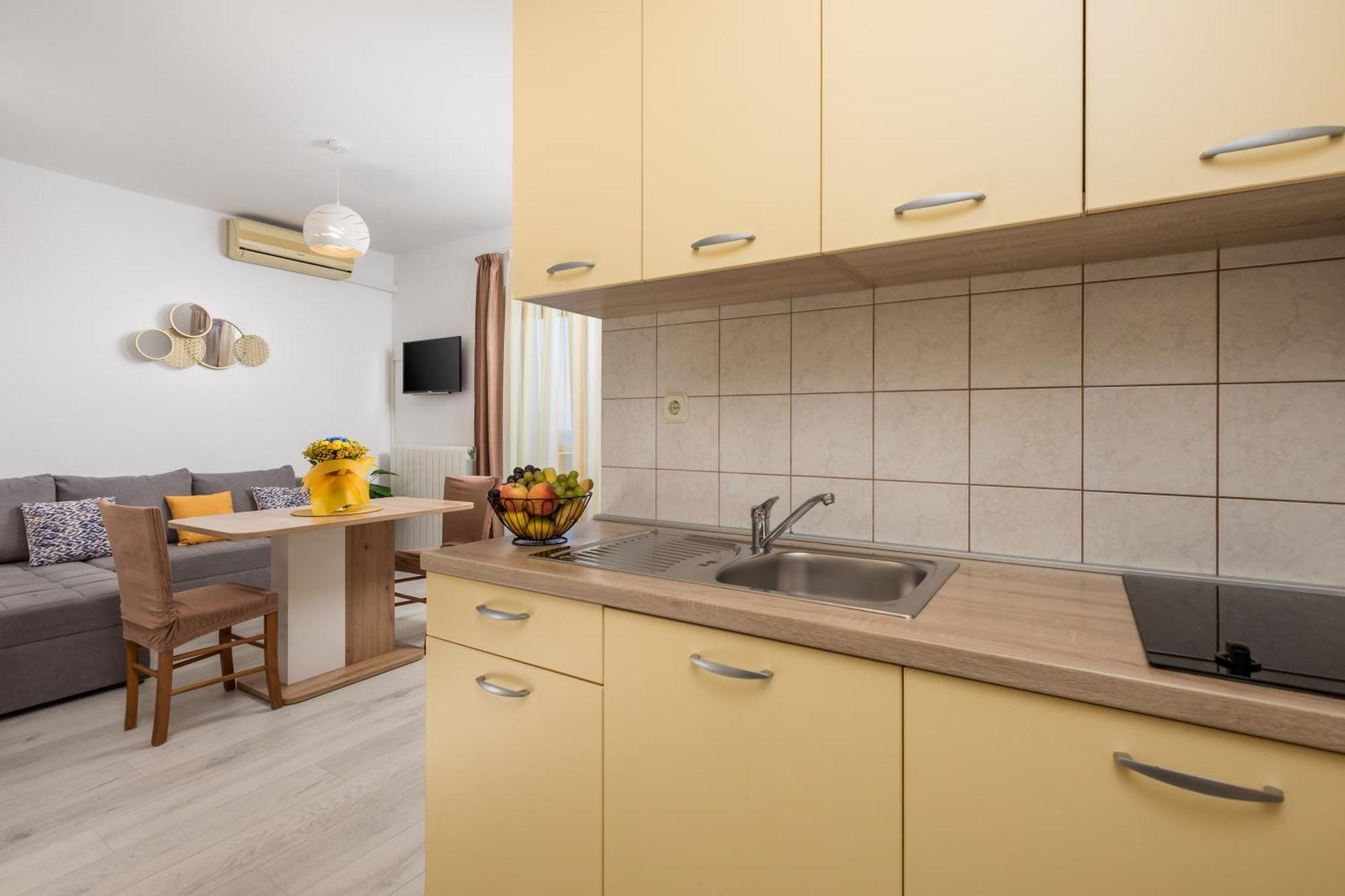 Apartments Kovacic Кральевица Экстерьер фото